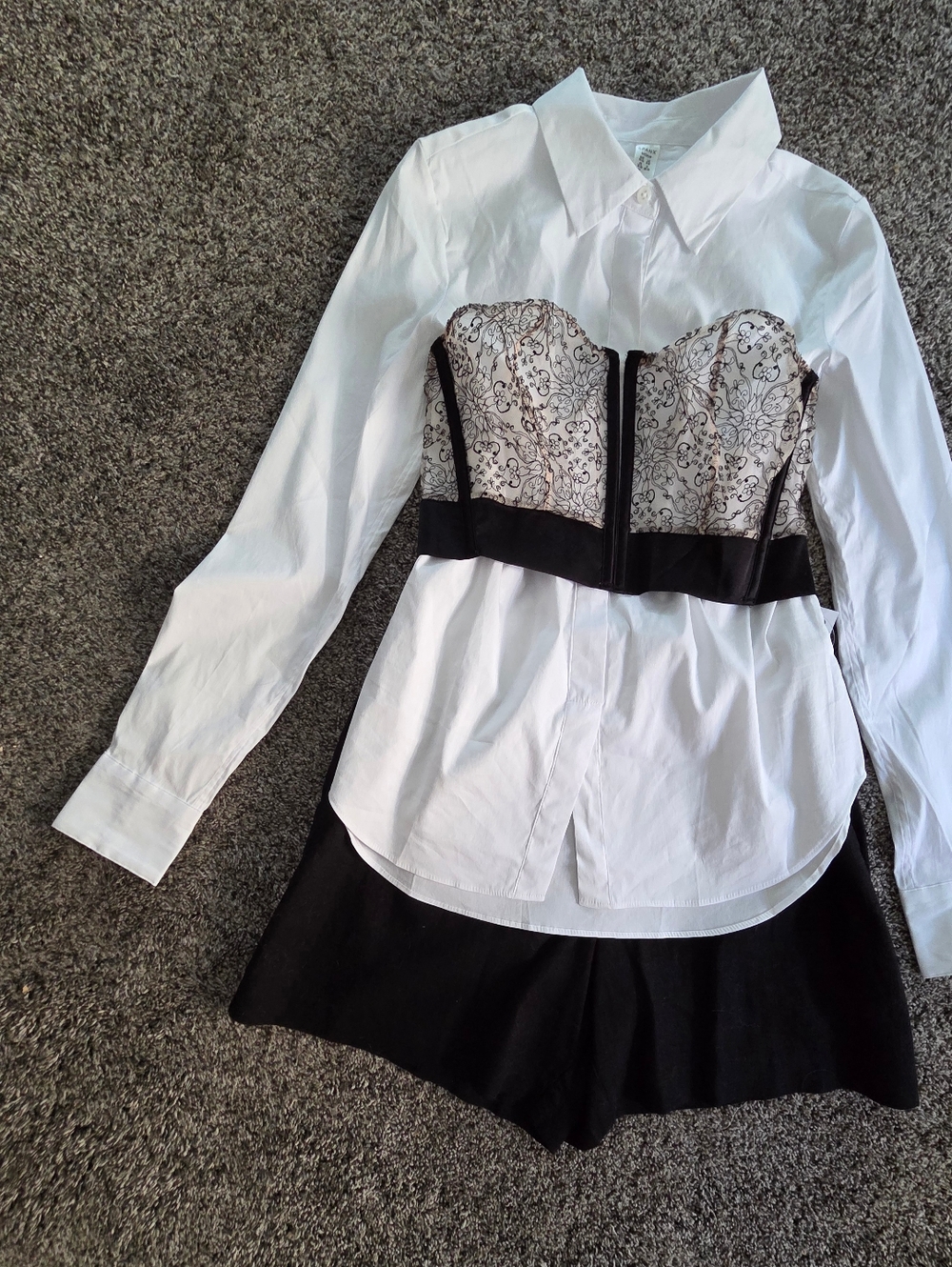 Victoria’s Secret Very Sexy Lace Bustier Corset Top – Medium